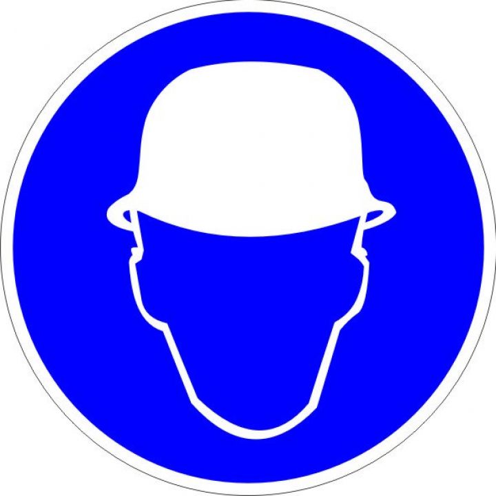 Знак Эксклюзив M02 Работать в защитной каске (шлеме) (размер 200х200) на пластике